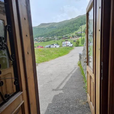 Rustico Madam شقة